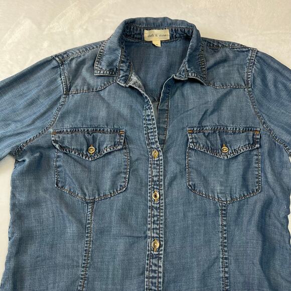 Cloth & Stone Chambray Button Up Shirt Size Medium Casual Lightweight Classic - Picture 5 of 12